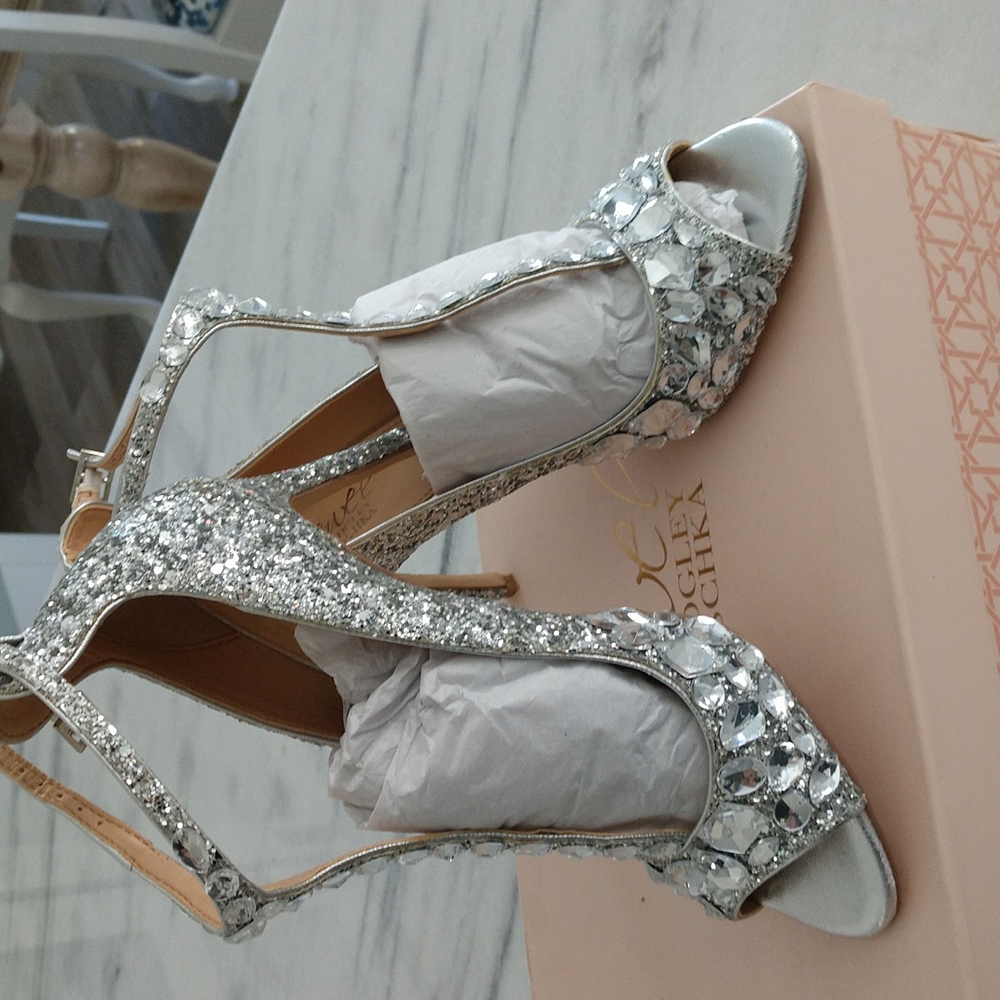 Badgley mischka jewel